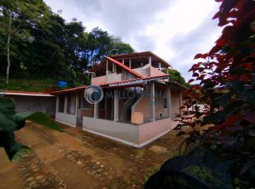 Foto 01 · Chácara de luxo à venda em Pouso Alto-MG, no bairro Furnas 2: venha viver a tranquilidade no campo!