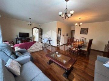 Casa · 270m² · 4 Quartos · 5 Vagas · Casa à venda em Moema com 4 Quartos (1)Suite e 4 Banheiros
