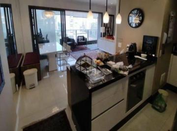 264a98 · Apartamento com 1 suíte, 2 banheiros, varanda, 1 vaga de garagem