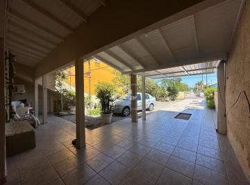 Casa · 393m² · 6 Quartos · 6 Vagas · CASA COM 6 DORMITÓRIOS, SENDO 3 SUÍTE EM BIGUAÇU SC, PRAIA JOÃO ROSA