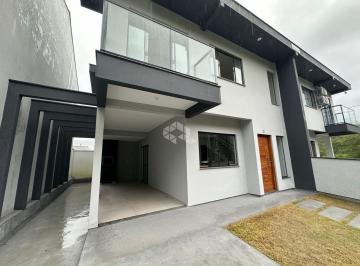 Casa · 101m² · 3 Quartos · 2 Vagas · CASA SOBRADO COM 2 DORMITÓRIOS SENDO 1 SUÍTE EM FORQUILHAS, SÃO JOSÉ - SC À VENDA.