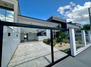 Casa · 125m² · 3 Quartos · 2 Vagas · CASA ALTO PADRÃO COM SUÍTE E ÁREA GOURMET EM SÃO JOSÉ - SC, LISBOA III - FORQUILHA À VENDA