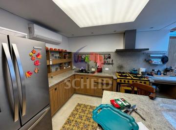 Casa · 404m² · 4 Quartos · 4 Vagas · Casa Imponente na Chácara Monte Alegre com Jardim e 4 Suites