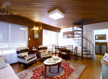 Apartamento · 145m² · 3 Quartos · 2 Vagas · Cobertura com 3 dormitórios, 2 vagas e elevador no Bairro Santana.