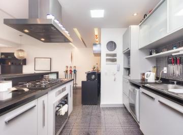 IMG_20260620_002333_000.jpeg · Confortável apartamento para venda e locação em Campo Belo com 2 quartos, sendo 2 suítes, 105m² - re