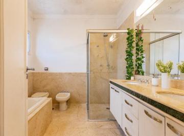 IMG_20260618_182628_000.jpeg · Casa no condomínio CONDOMINIO SAINT GERMAIN para venda com 4 quartos, sendo 4 suítes, 247m² - remaxf