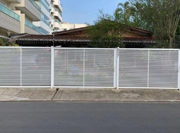 Casa de 5 quartos, Ubatuba · CASA COM EDÍCULA A VENDA NA PRAIA DO ITAGUÁ EM UBATUBA
