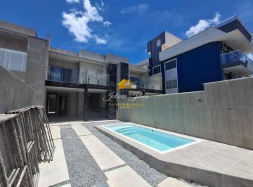 Foto 01 · CASA DUPLEX COM 3 SUÍTES E PISCINA A VENDA NO BAIRRO RECREIO EM RIO DAS OSTRAS RJ