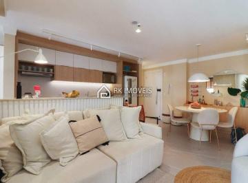 Apartamento · 69m² · 2 Quartos · 1 Vaga · Apartamento Decorado Agnes 150m do Mar