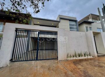 Casa · 190m² · 3 Quartos · 2 Vagas · Casa nova á venda no Bairro Nova Aliança, em Vinhedo, interior de São Paulo.