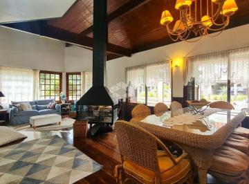Casa · 342m² · 4 Quartos · 4 Vagas · Linda casa de esquina com 4 dormitórios - Vila Suzana em Canela