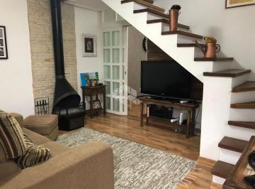 Casa · 116m² · 3 Quartos · 1 Vaga · Casa geminada no centro de Canela