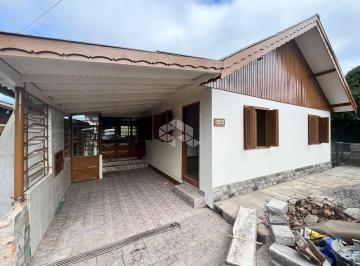Casa · 130m² · 3 Quartos · 1 Vaga · Casa + Apartamento à venda no Centro de Canela RS
