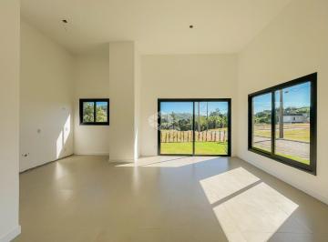 Casa · 100m² · 3 Quartos · 2 Vagas · Casa térrea em Condomínio
