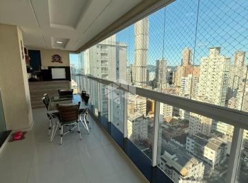 Apartamento · 189m² · 4 Quartos · 3 Vagas · Cobertura com quatro suítes mobiliado na Meia Praia em Itapema SC