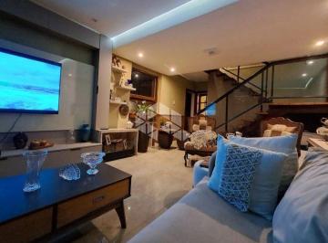 02 · Casa totalmente reformada em Teresópolis - Pronta para morar!