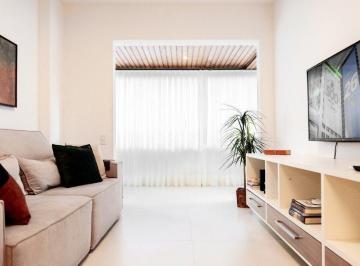 Apartamento · 94m² · 3 Quartos · APARTAMENTO COM 3 QUARTOS SENDO 1 SUÍTE E LAZER COMPLETO NO CENTRO DE FLORIANÓPOLIS
