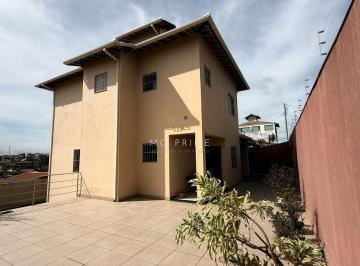 Casa · 400m² · 4 Quartos · 4 Vagas · Casa à Venda – 4 Quartos no Bairro Nossa Senhora do Carmo | Contagem