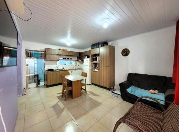 Casa · 68m² · 2 Quartos · 1 Vaga · Casa 02 dormitórios, 01 banheiro, 01 vaga coberta escriturada em condomínio fechado.