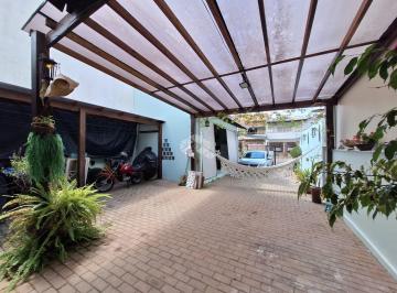 Casa · 48m² · 2 Quartos · Casa 2 Quartos, Espaço Gourmet, 3 vagas de garagem por R$440.000,00