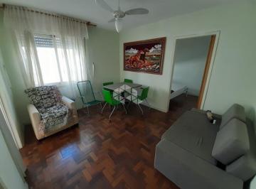 Apartamento · 34m² · 1 Quarto · Excelente Apartamento amplo de 1 dormitório, living com 2 ambientes, banheiro, cozinha e área de ser