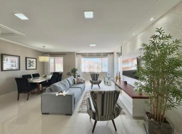 Apartamento · 200m² · 3 Quartos · 2 Vagas · Apartamento com 3 dormitórios 1 suíte mobiliado com box/vaga de garagem dupla em Capão da Canoa
