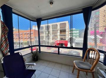 Apartamento · 55m² · 2 Quartos · 1 Vaga · Apartamento 2 dormitórios com box/vaga de garagem no centro de Capão da Capão