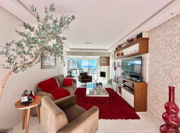 Apartamento · 234m² · 4 Quartos · 3 Vagas · Cobertura duplex com 04 quartos(sendo 01 suíte), mobiliada, 02 terraços com vista para o Mar, no bai