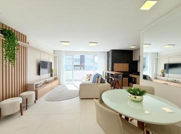 Apartamento · 131m² · 2 Quartos · 1 Vaga · Apartamento de 2 dormitórios, mobiliado e decorado com terraço e box/vaga de garagem no bairro Naveg