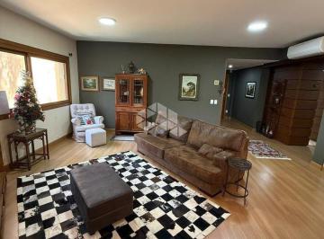 Apartamento · 119m² · 3 Quartos · 1 Vaga · Apartamento 3 dormitórios, 118m², 1 vaga, no Centro de Gramado