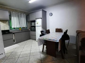 Casa · 126m² · 3 Quartos · 1 Vaga · Casa de alvenaria com 3 dormitórios, semimobiliada,2 banheiros, pátio, garagem, com 126,26m2, Bairro