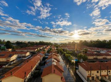 Apartamento · 76m² · 3 Quartos · 1 Vaga · Apartamento semimobiliado à venda junto ao ParkShopping Canoas | 3 dormitórios, suíte, vista livre e