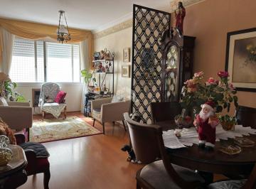 Apartamento · 77m² · 2 Quartos · 1 Vaga · Apartamento com 2 dormitórios, dependencia de empregada, elevador, garagem no Menino Deus