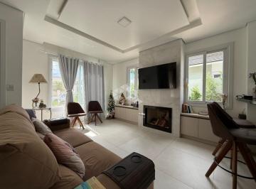Casa · 225m² · 3 Quartos · 4 Vagas · Casa 04 dormitórios e piscina no Bairro Jardim Europa