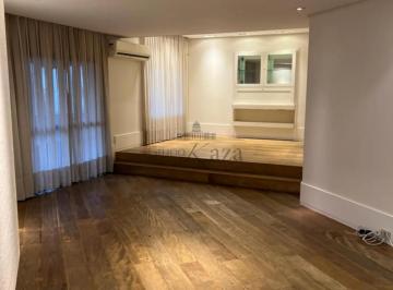 Apartamento · 220m² · 3 Quartos · 3 Vagas · Apartamento - Itaim Bibi - 3 Suítes - 220m².