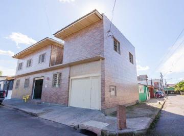 Casa · 230m² · 3 Quartos · 1 Vaga · Casa com 3 quarto e 230m² à venda em Farrapos, Porto Alegre.