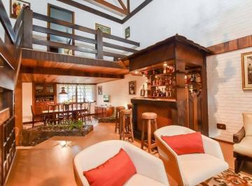 b7d3e35938ebdae4d84081d01c356fe6f655c936 · Casa com 5 dormitórios à venda, 385 m² por R$ 1.870.000,00 - Ahú - Curitiba/PR