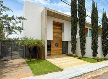 152513_c7fb4525-2e09-486a-a106-82cb874de8c6_lg.jpg · SHIS QI 7 - Casa com 4 Quartos Vazado Lazer Completo