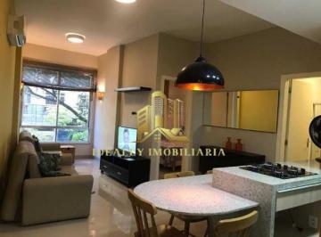 Apartamento · 60m² · 2 Quartos · Oportunidade Copacabana 2 suítes totalmente Reformado!