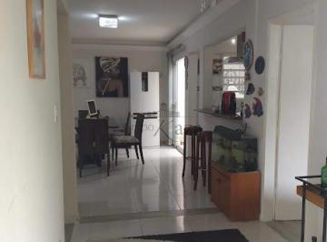 Casa · 250m² · 3 Quartos · 4 Vagas · Oportunidade - Casa - Conjunto Residencial Vale dos Pinheiros - 3 Dormitórios - 180m².