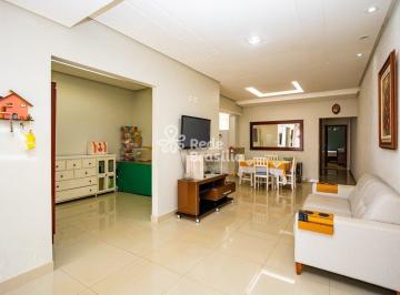 Casa · 110m² · 3 Quartos · 2ª Avenida | Casa Térrea - 3 Quartos sendo 1 Suíte - Reformada - Núcleo Bandeirante