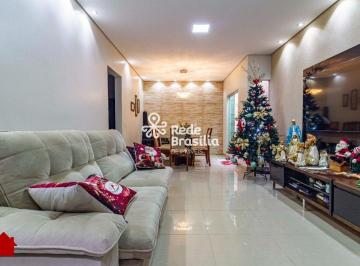 Casa · 200m² · 3 Quartos · 3 Vagas · QNJ 46 | Casa Térrea 3 Quartos - Armários - Edícula - Taguatinga