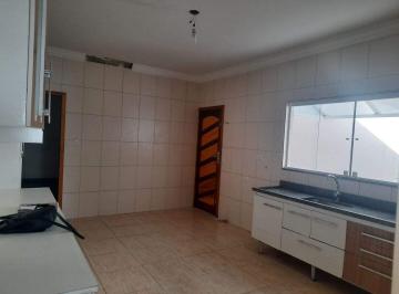 Casa · 97m² · 3 Quartos · 2 Vagas · Sobrado a venda 3 dormitórios 1 suíte bairro Campestre Santo André.