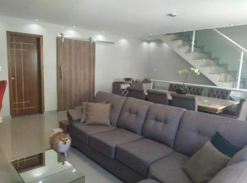 Casa · 215m² · 3 Quartos · 6 Vagas · Sobrado à venda por R$ 1.560.000,00 - Vila Assunção - Santo André/SP