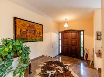 remax_1.jpeg · Elegante casa para venda em Alto da Boa Vista com 3 quartos, sendo 1 suíte, 388m²
