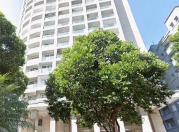 5affe0ac-d37e-457c-947a-b8ca61eced4f · Elegante conjunto comercial para venda em Centro Histórico, 75m²