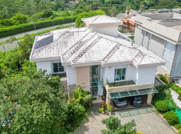 fe0c3f41-3272-4bc8-893f-098575823f63 · Casa no condomínio Reserva Santa Maria para venda com 3 quartos, sendo 3 suítes, 560m²