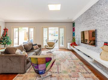 ce64e32c-4191-4258-8348-3f671965b963 · Casa no condomínio CONDOMINIO SAINT GERMAIN para venda com 4 quartos, sendo 4 suítes, 247m²