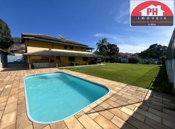 Casa · 1350m² · 6 Quartos · 2 Vagas · Casa ampla com anexo, piscina e terreno de aproximadamente 1.350 m² – VENDA