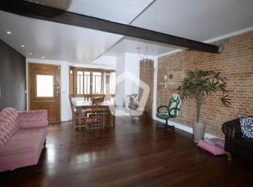 Casa · 140m² · 6 Quartos · 1 Vaga · Casa em Vila Mariana